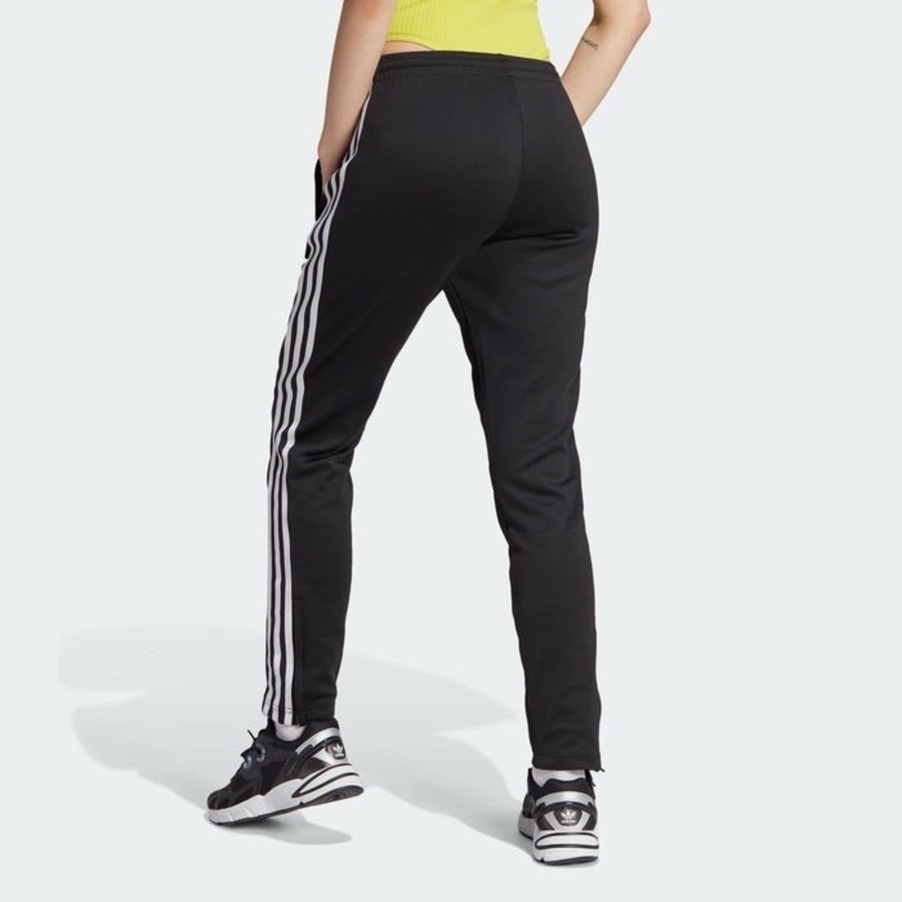 Adidas Womens Size 2XS SST Track Pants Pockets 3 Stripe Black White Slim IK6600 - Picture 3 of 9